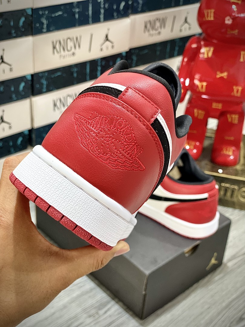 Giày Nike Air Jordan 1 Low Red Black Toe Like Auth