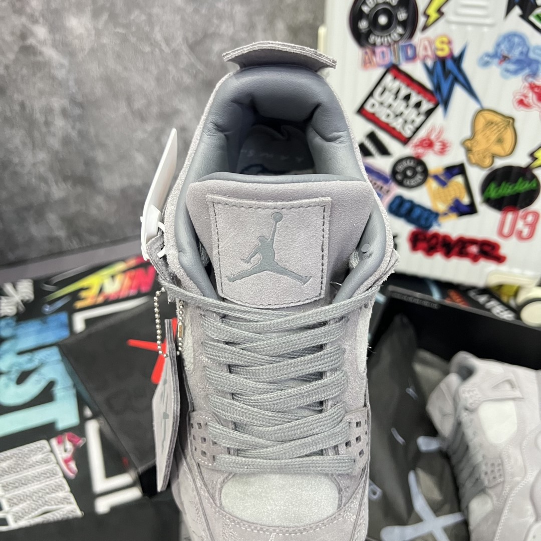 Giày Nike Air Jordan 4 Retro Kaws Best Quality