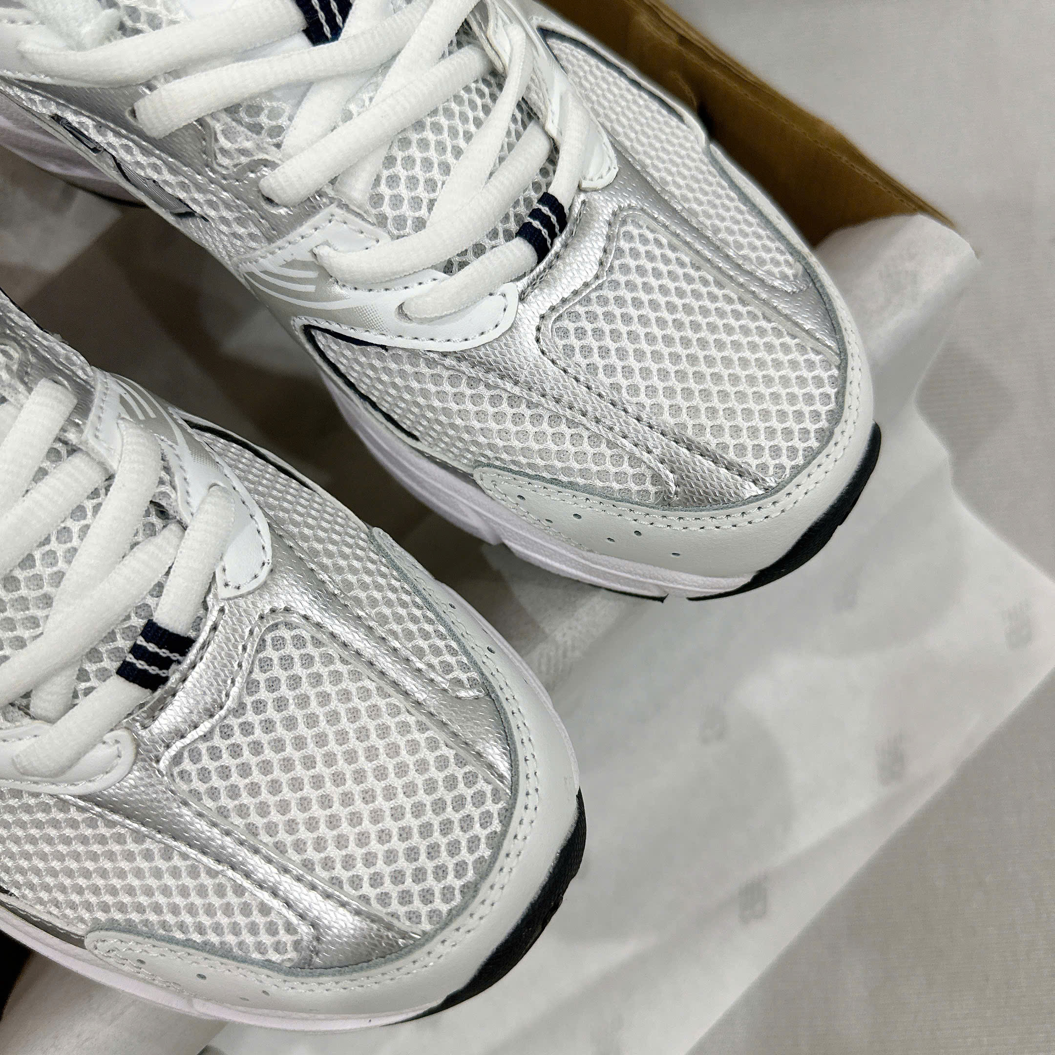 Giày New Balance 530 Retro ‘Running Navy’v