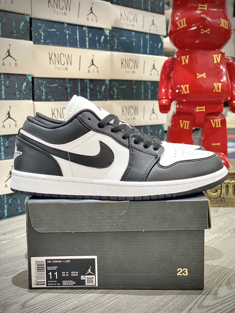 Giày Nike Air Jordan 1 Low ‘Panda’ 2023 (W) Best Quality