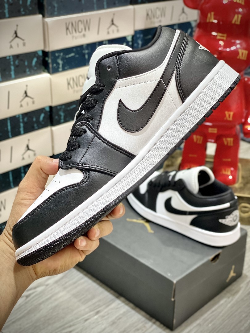 Giày Nike Air Jordan 1 Low ‘Panda’ 2023 (W) Best Quality