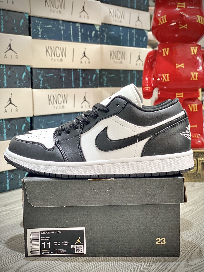 Giày Nike Air Jordan 1 Low ‘Panda’ 2023 (W) Best Quality