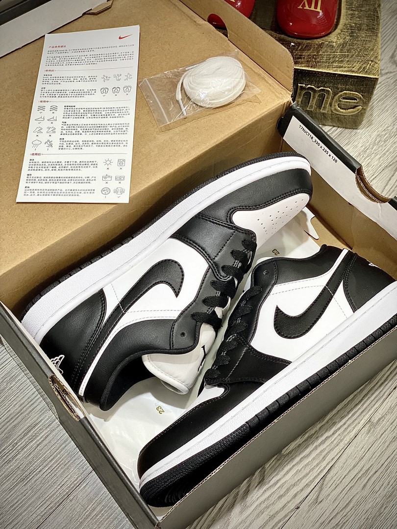 Giày Nike Air Jordan 1 Low ‘Panda’ 2023 (W) Best Quality