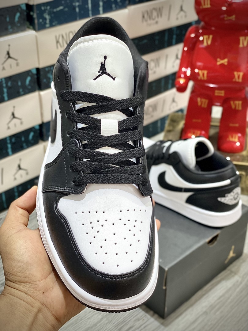 Giày Nike Air Jordan 1 Low ‘Panda’ 2023 (W) Best Quality