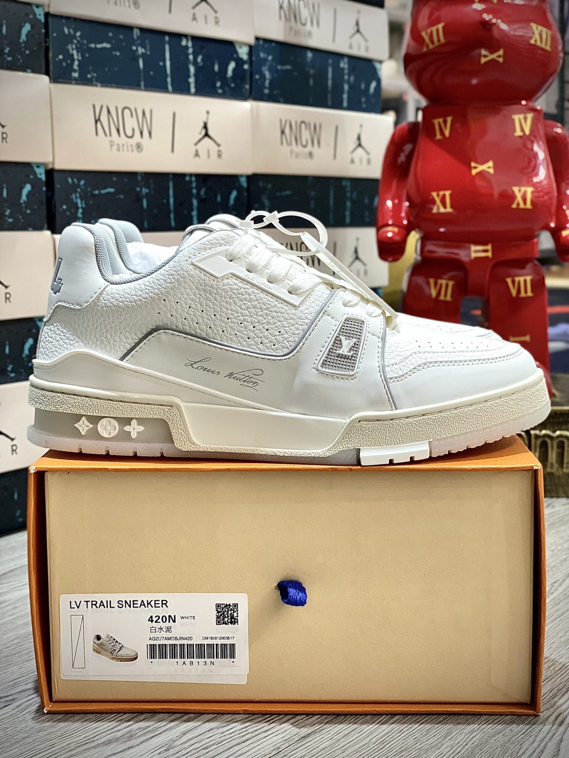 Giày Louis Vuitton Lv Trainer 54 Signature White Like Auth