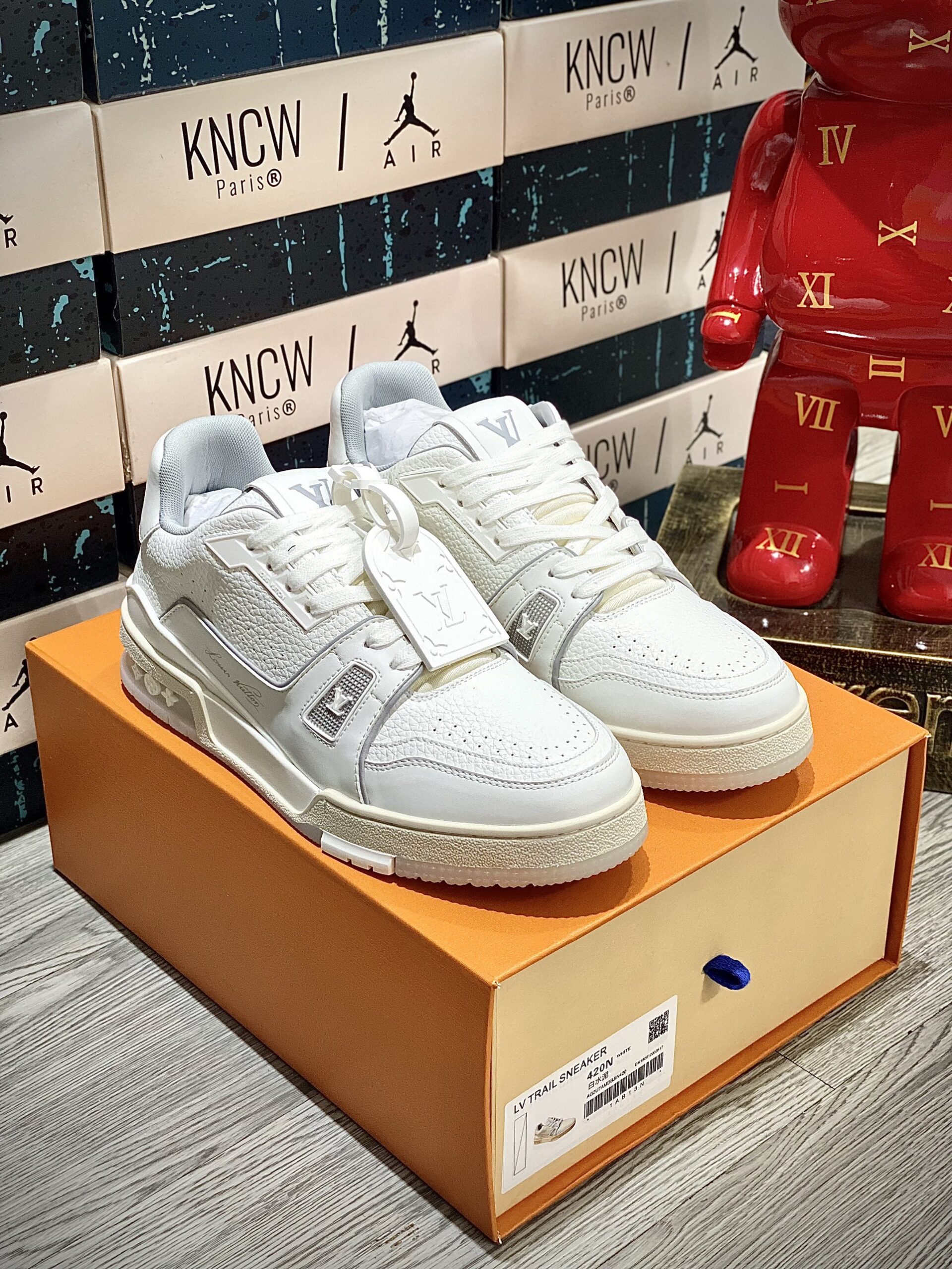 Giày Louis Vuitton Lv Trainer 54 Signature White Like Auth