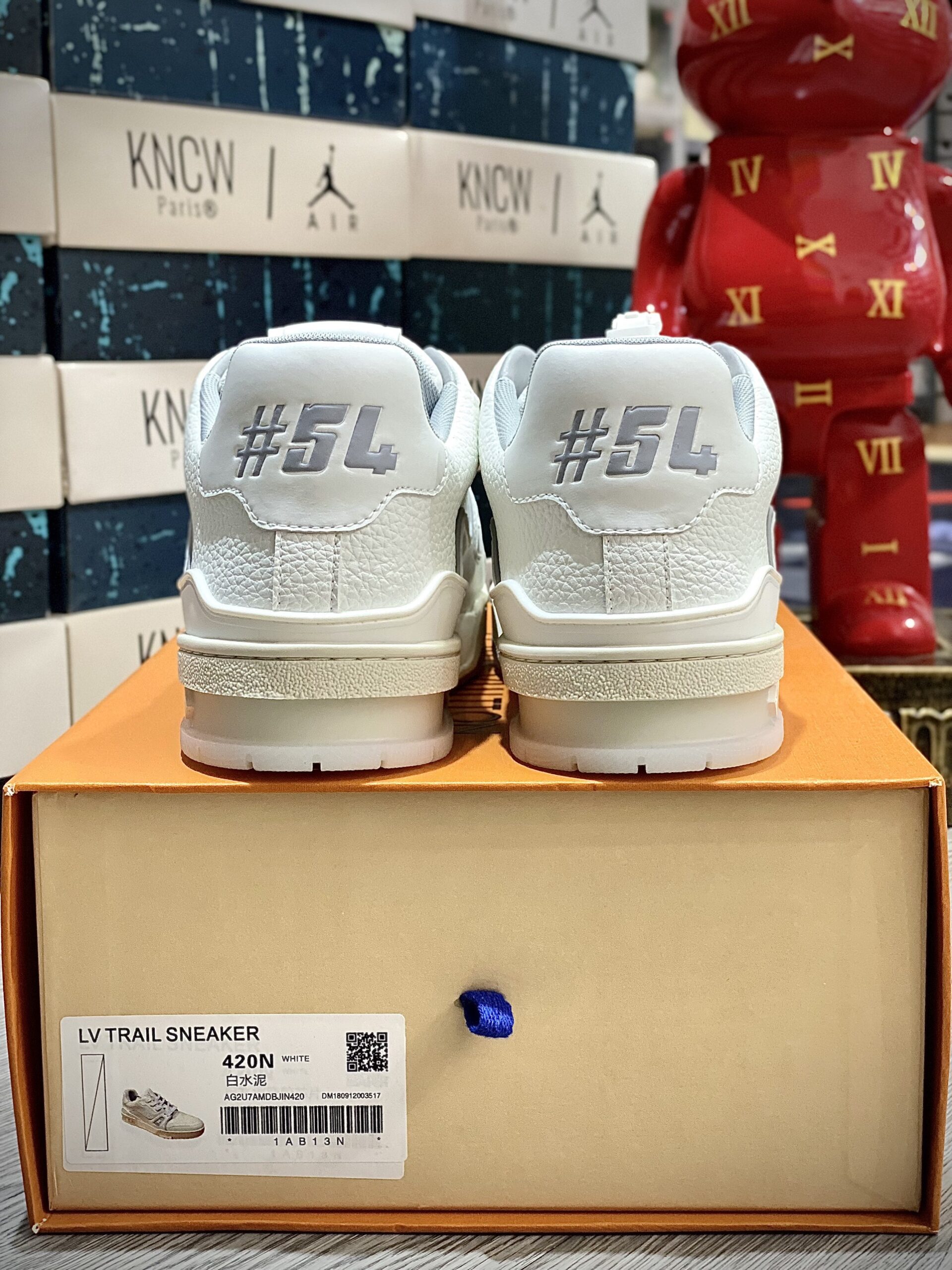 Giày Louis Vuitton Lv Trainer 54 Signature White Like Auth