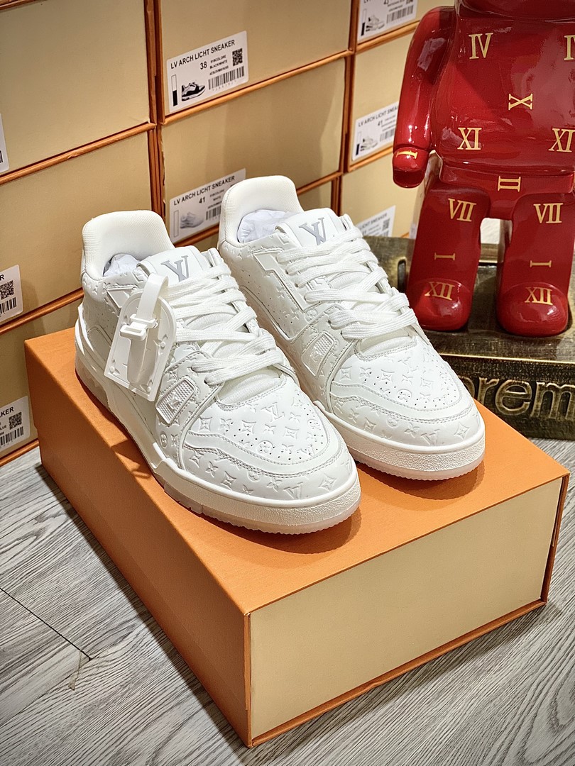 Giày Louis Vuition Trainer Trắng Best Quality