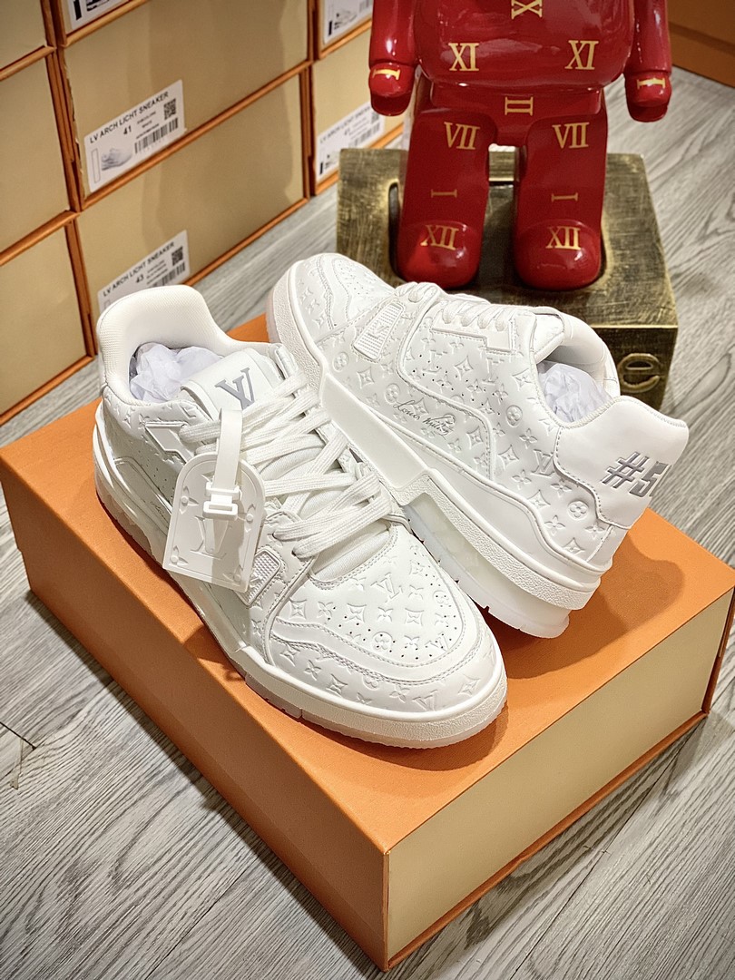 Giày Louis Vuition Trainer Trắng Best Quality