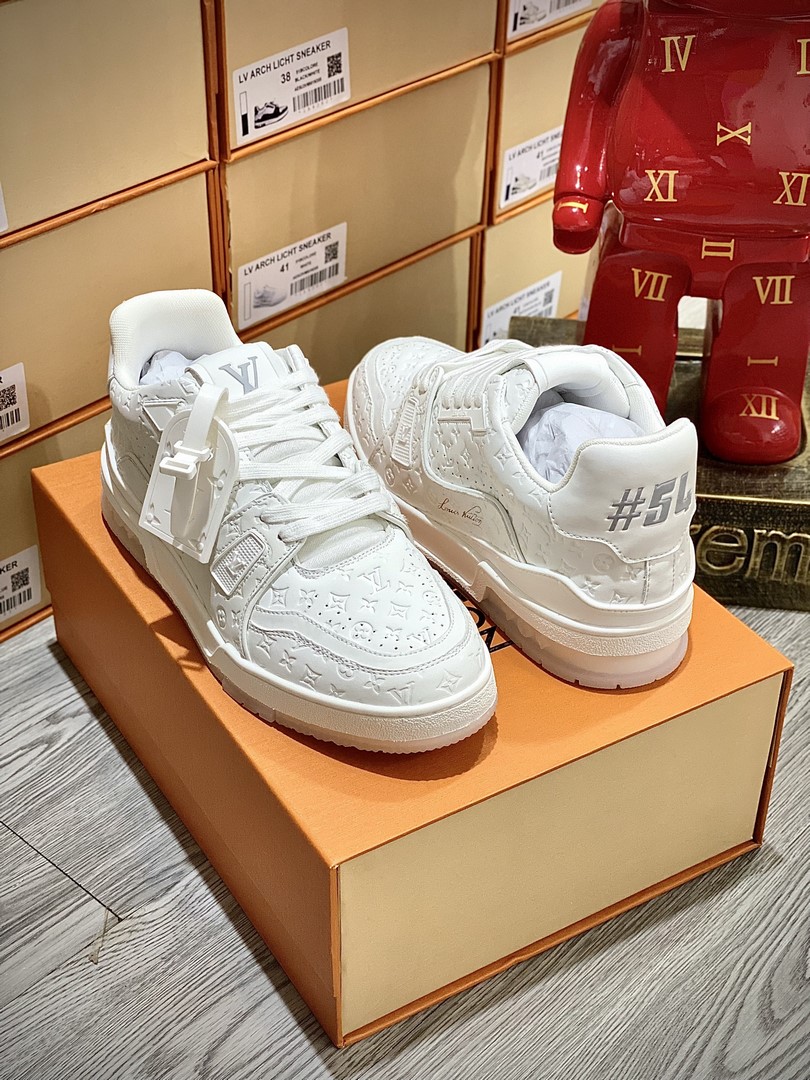 Giày Louis Vuition Trainer Trắng Best Quality