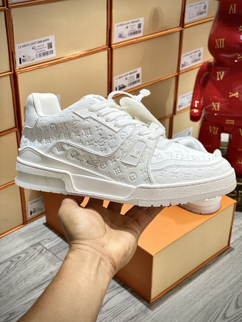 Giày Louis Vuition Trainer Trắng Best Quality