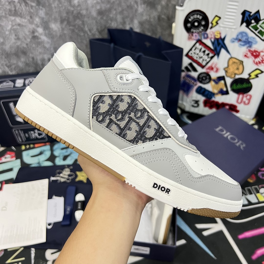 https://www.minshoessneaker.com/