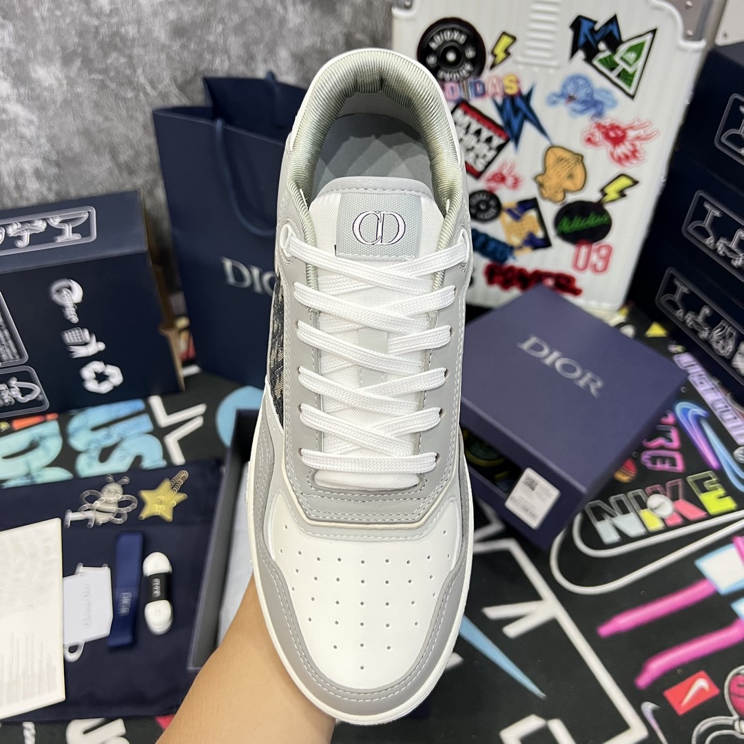 https://www.minshoessneaker.com/