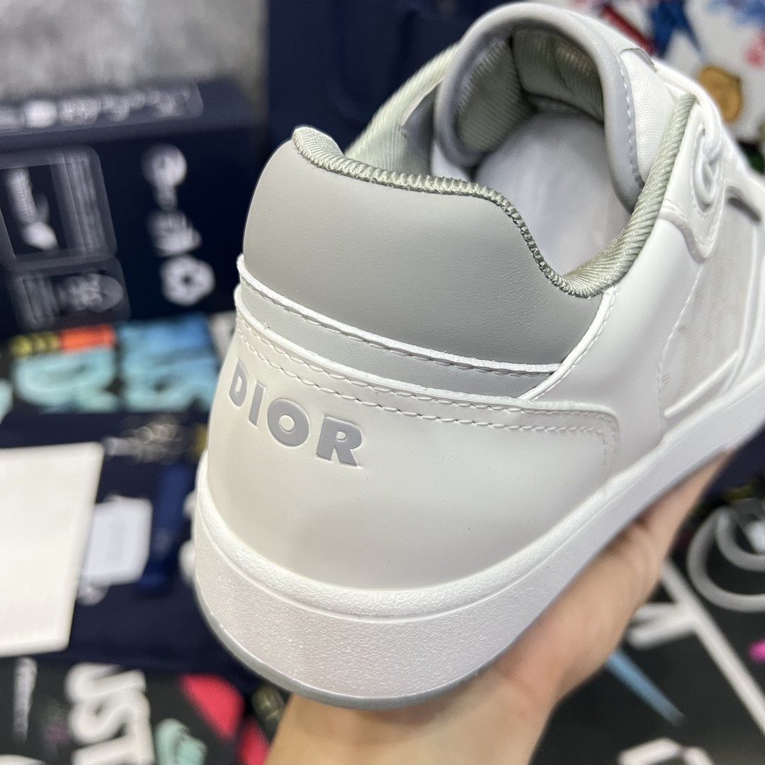 https://www.minshoessneaker.com/