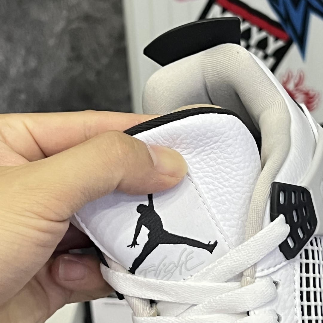 Giày Nike Air Jordan 4 Retro Military- Best Quality