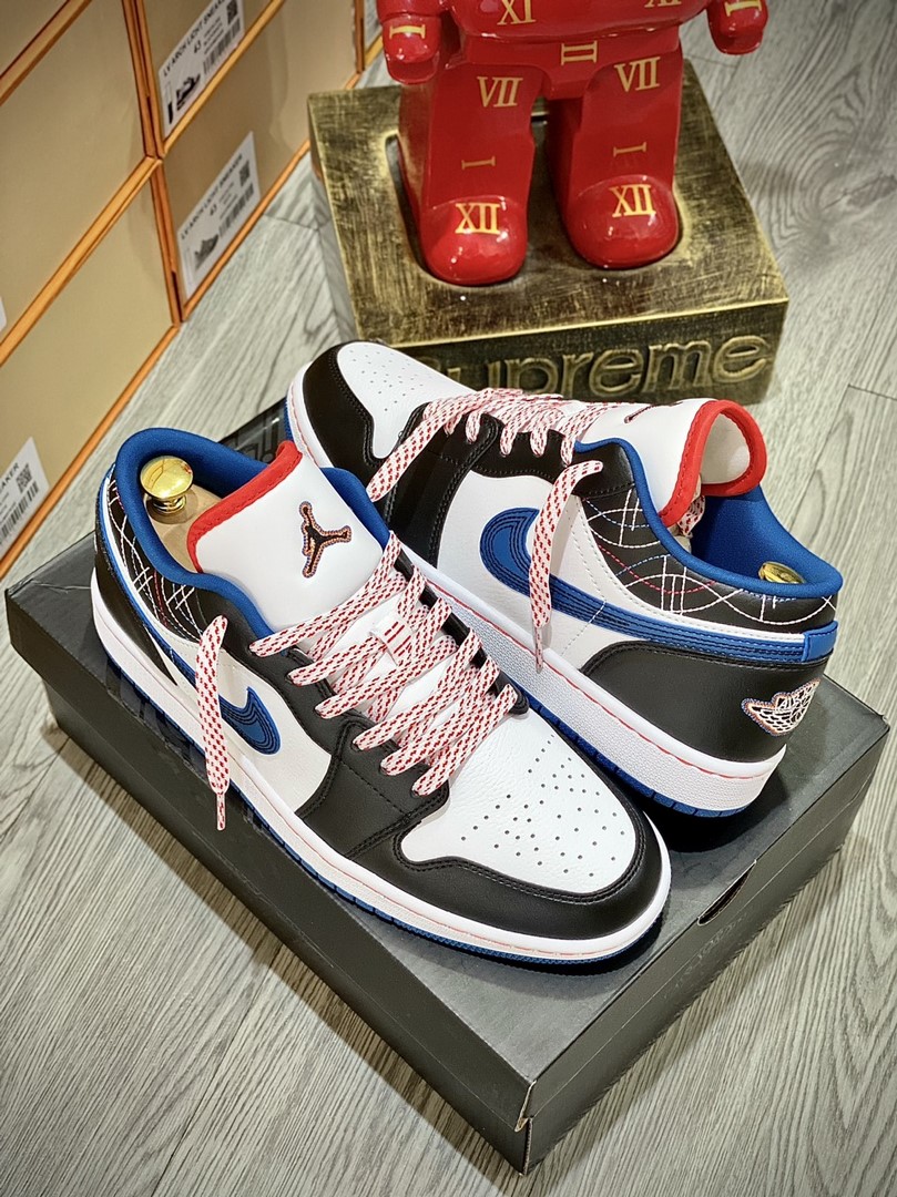 Giày Nike Air Jordan 1 Low ‘White Industrial Blue Siren Red’ Like Auth