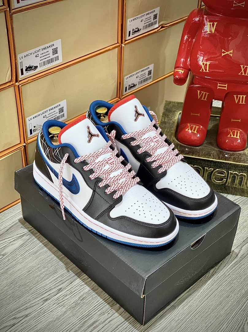 Giày Nike Air Jordan 1 Low ‘White Industrial Blue Siren Red’ Like Auth