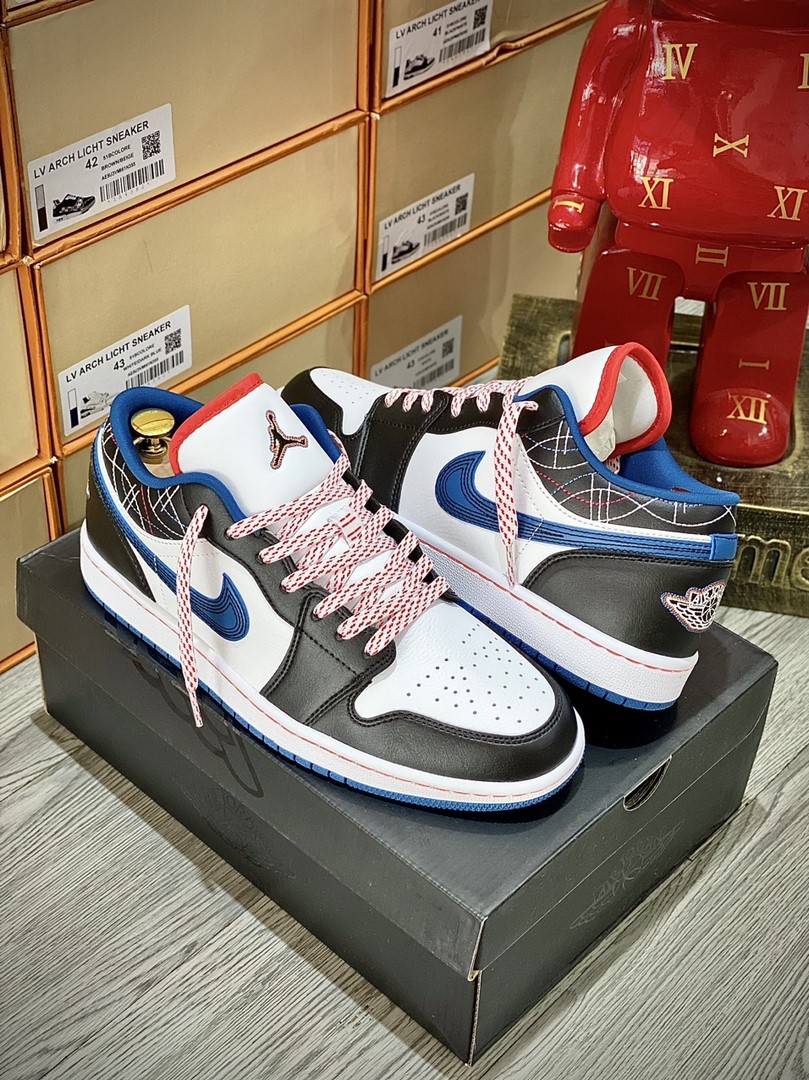 Giày Nike Air Jordan 1 Low ‘White Industrial Blue Siren Red’ Like Auth
