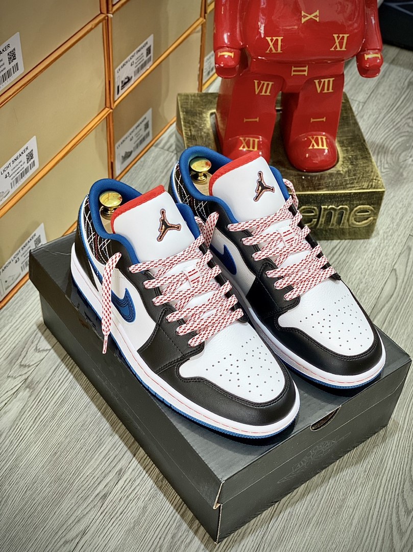 Giày Nike Air Jordan 1 Low ‘White Industrial Blue Siren Red’ Like Auth