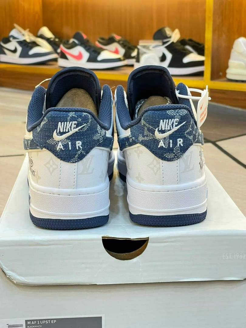 Sản phẩm Min Shoes Sneaker