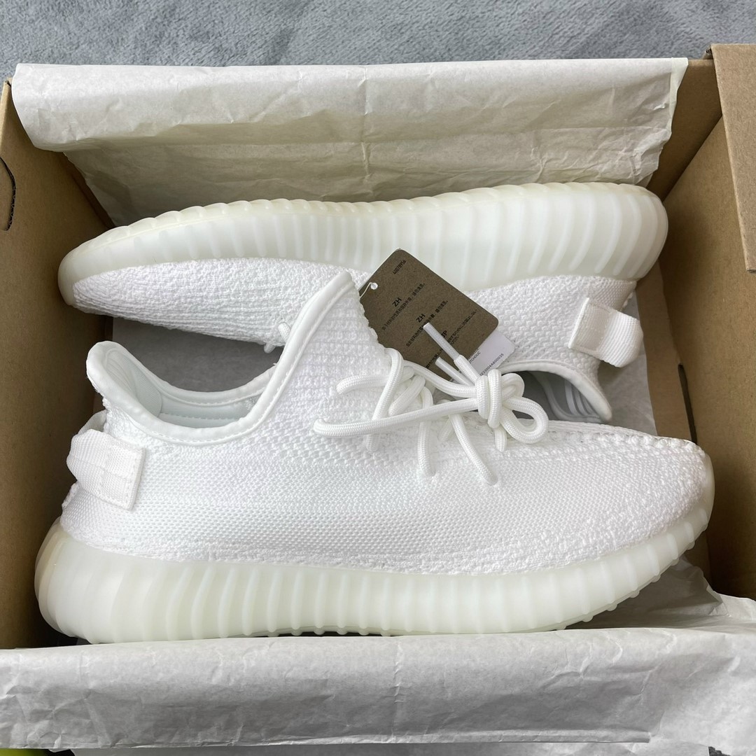 Giày Adidas Yzy350