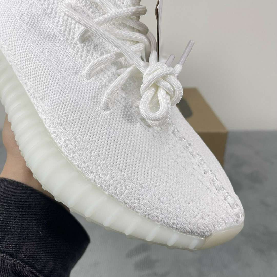 Giày Adidas Yzy350