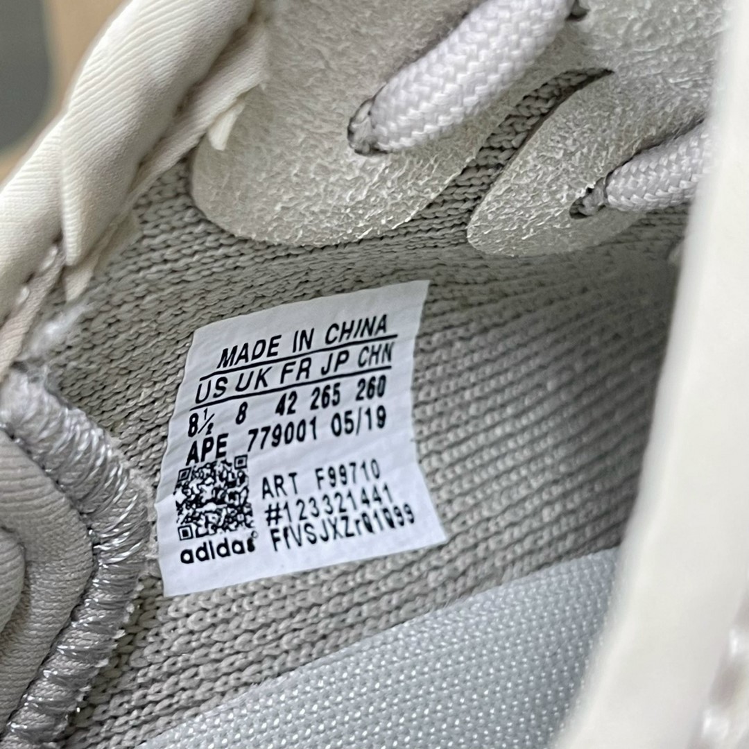 Giày Adidas Yzy350