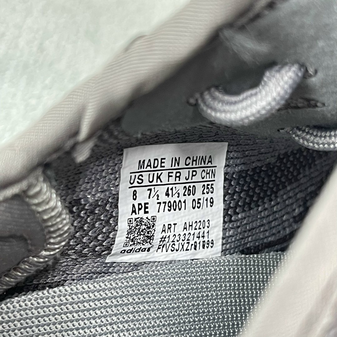 Giày Adidas Yzy350