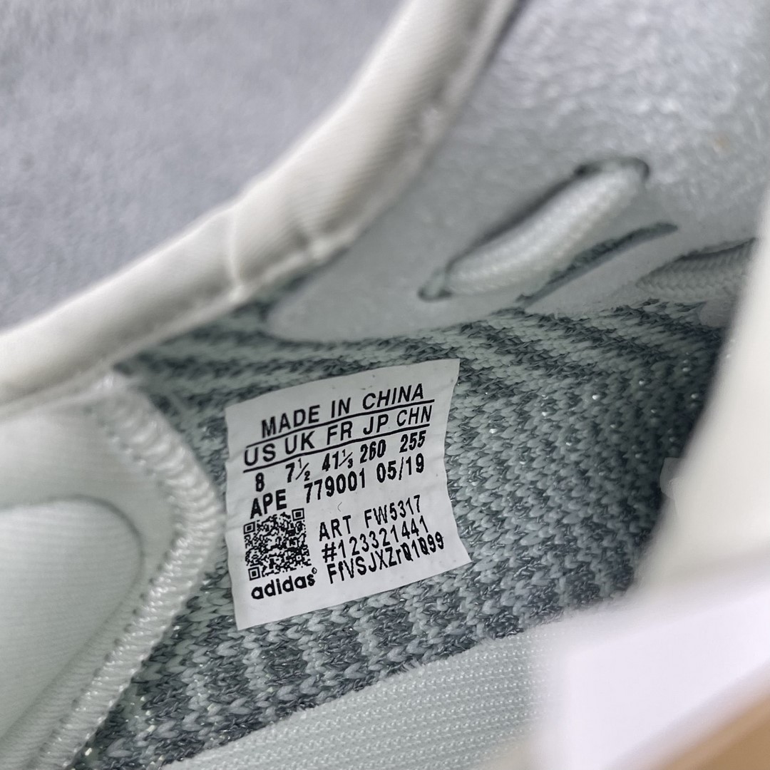 Giày Adidas Yzy350