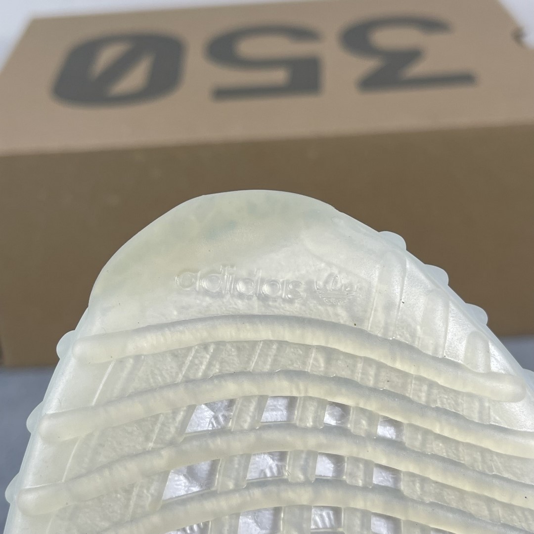 Giày Adidas Yzy350