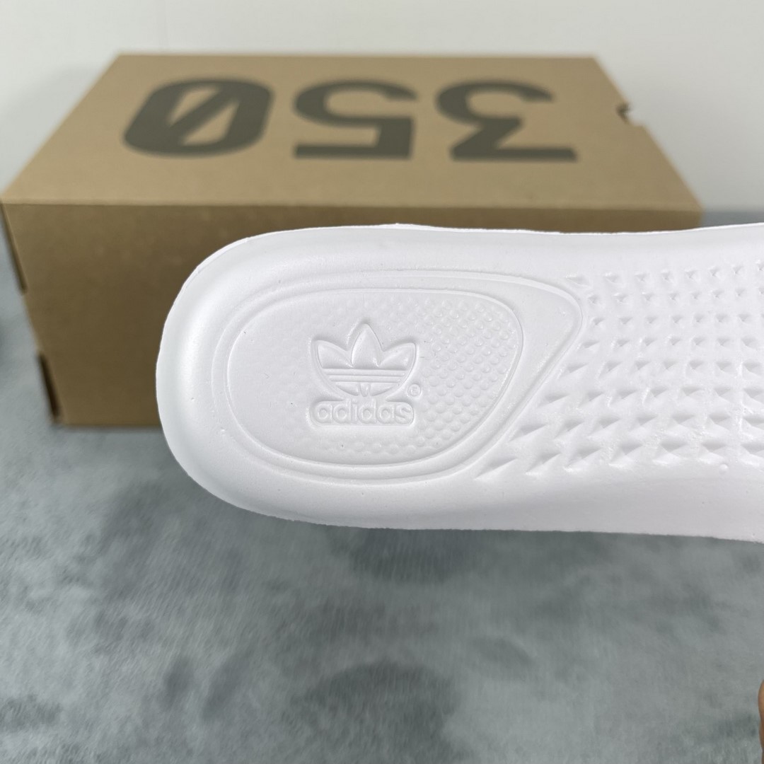 Giày Adidas Yzy350