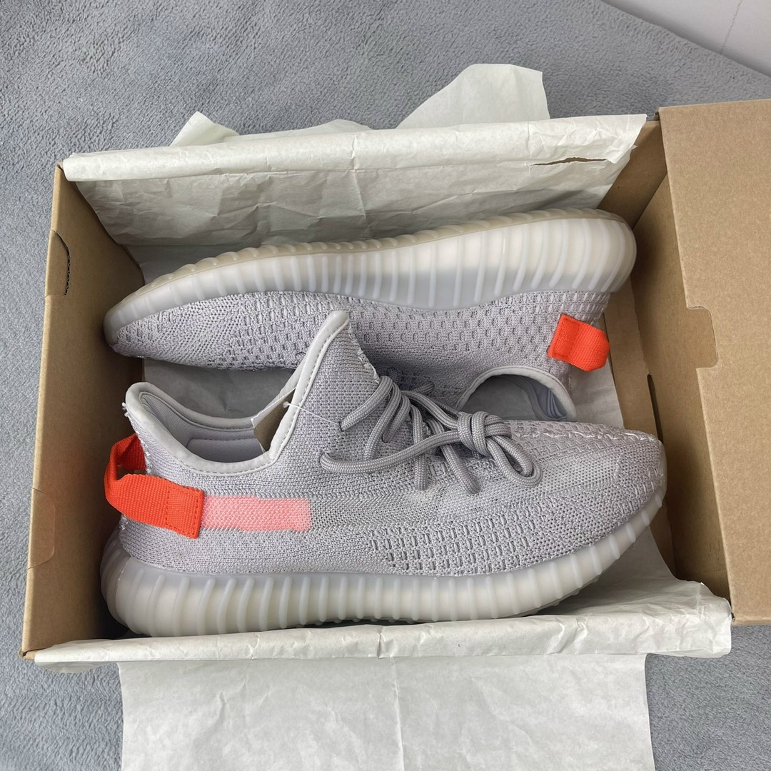 Giày Adidas Yzy350