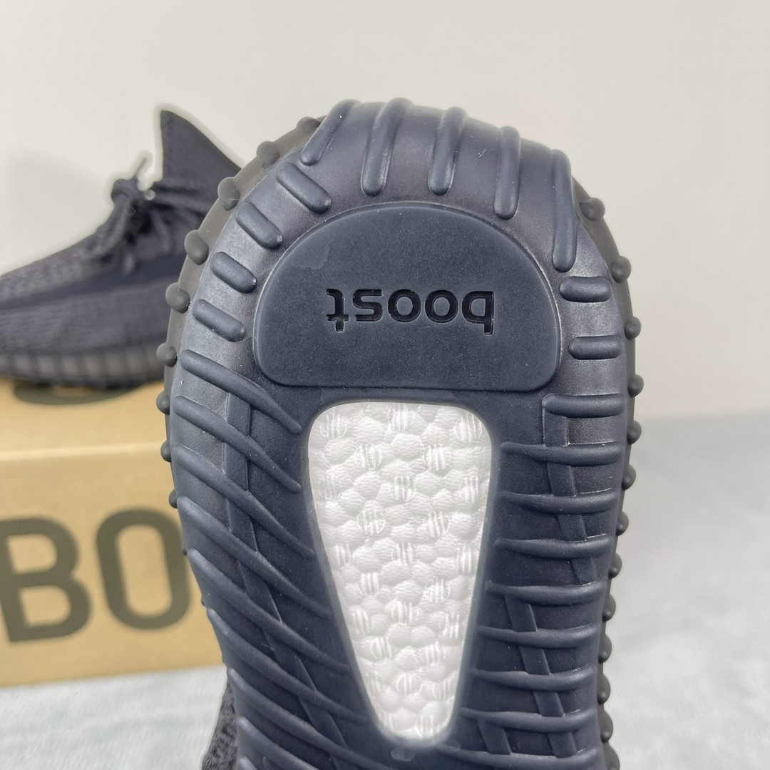 Giày Adidas Yzy350