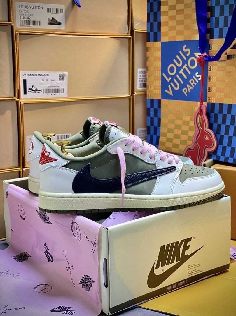 Giày Nike Air Jordan Low Travis Scott Best Quality