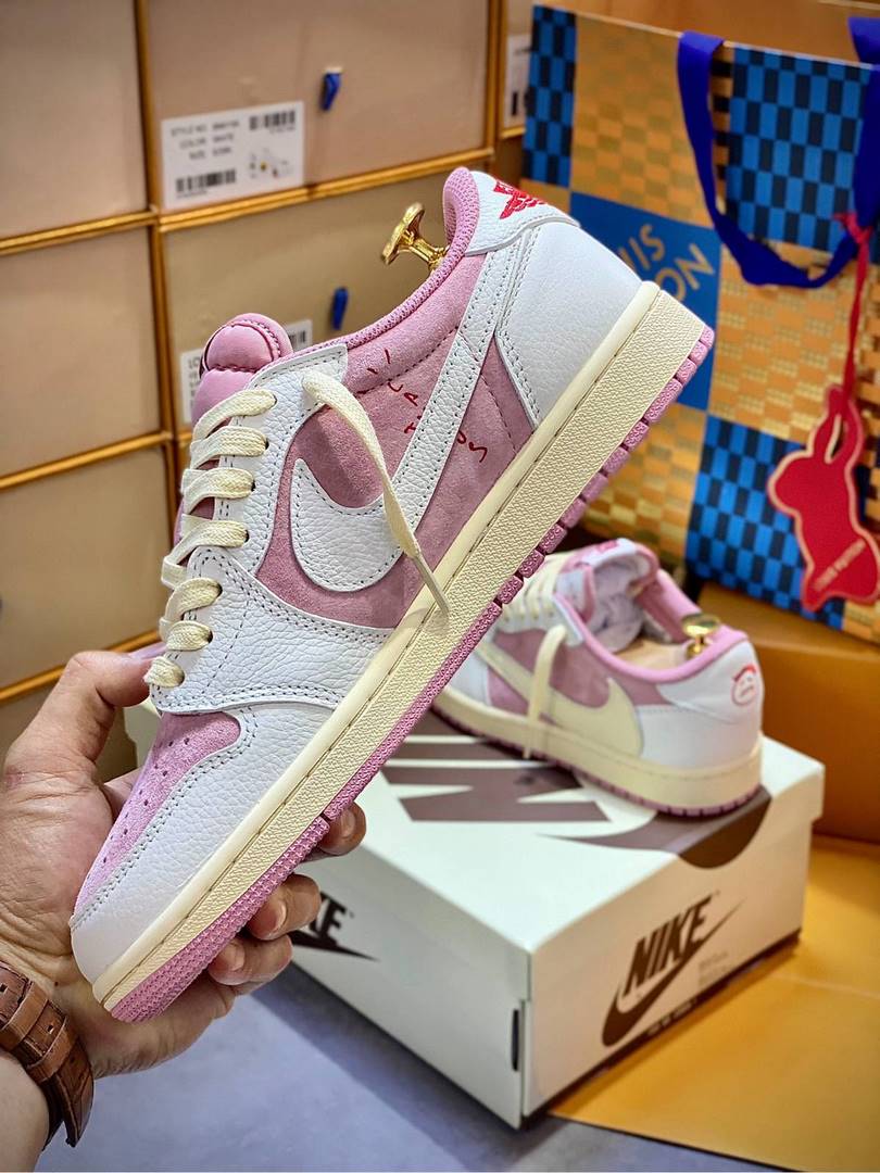 Giày Jordan 1 Low OG Travis Scott Màu Hồng Shy Like Auth