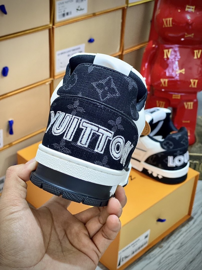 Giày Louis Vuitton Lv Trainer Monogram Black quai Velcro Best Quality