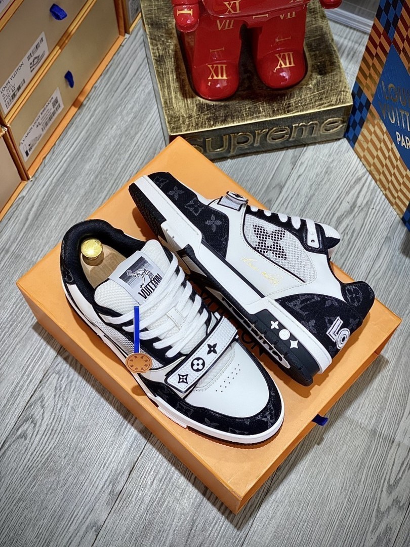 Giày Louis Vuitton Lv Trainer Monogram Black quai Velcro Best Quality