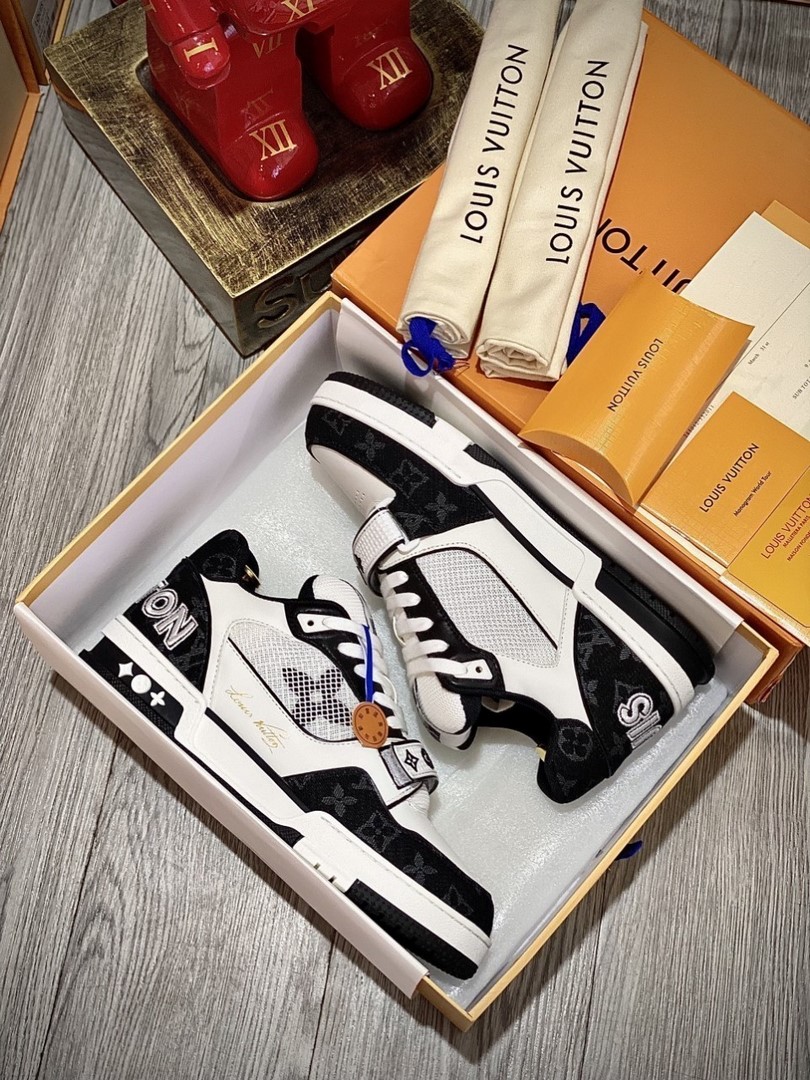 Giày Louis Vuitton Lv Trainer Monogram Black quai Velcro Best Quality