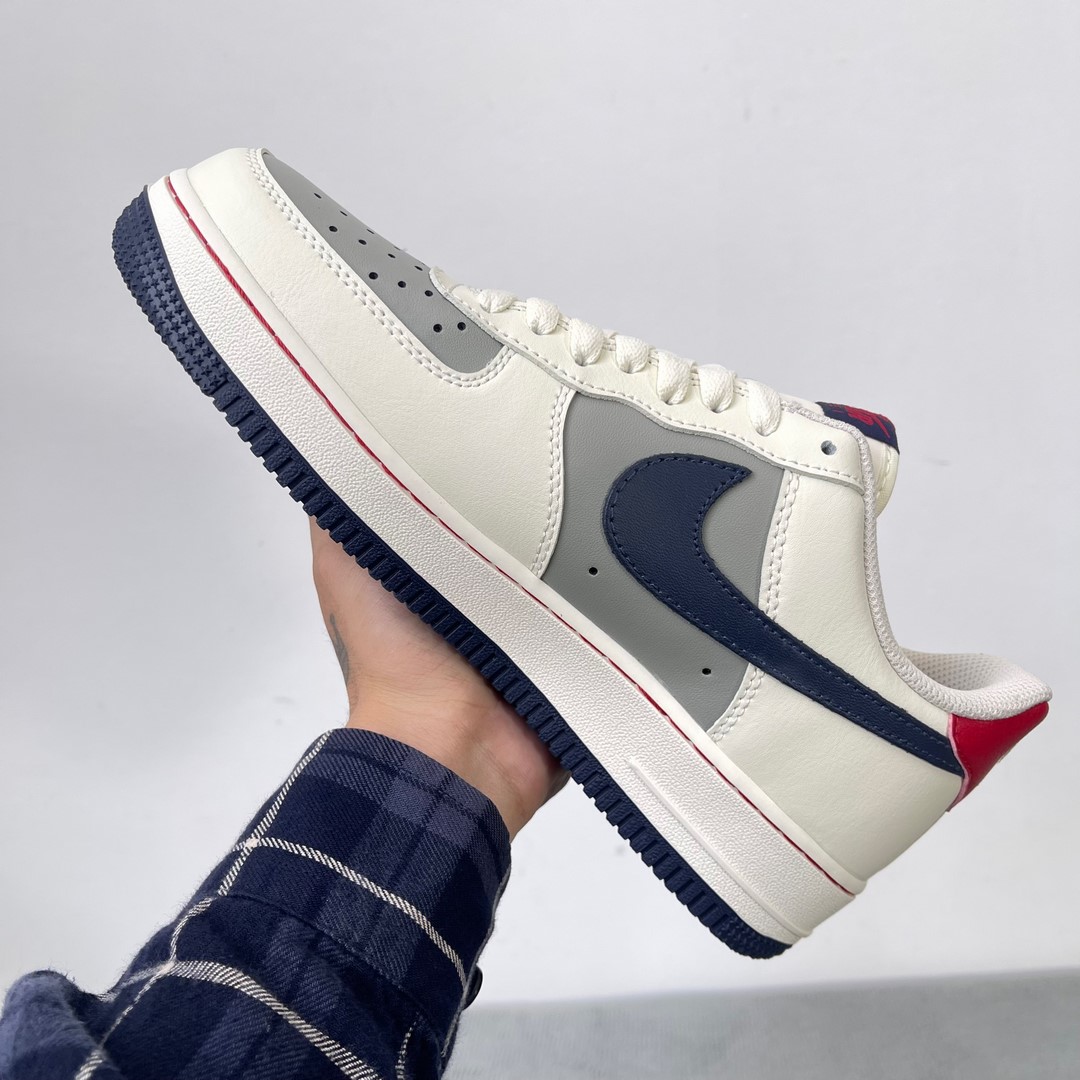 Giày Nike Air Force One X Louis Vuitton
