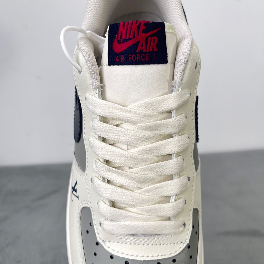 Giày Nike Air Force One X Louis Vuitton