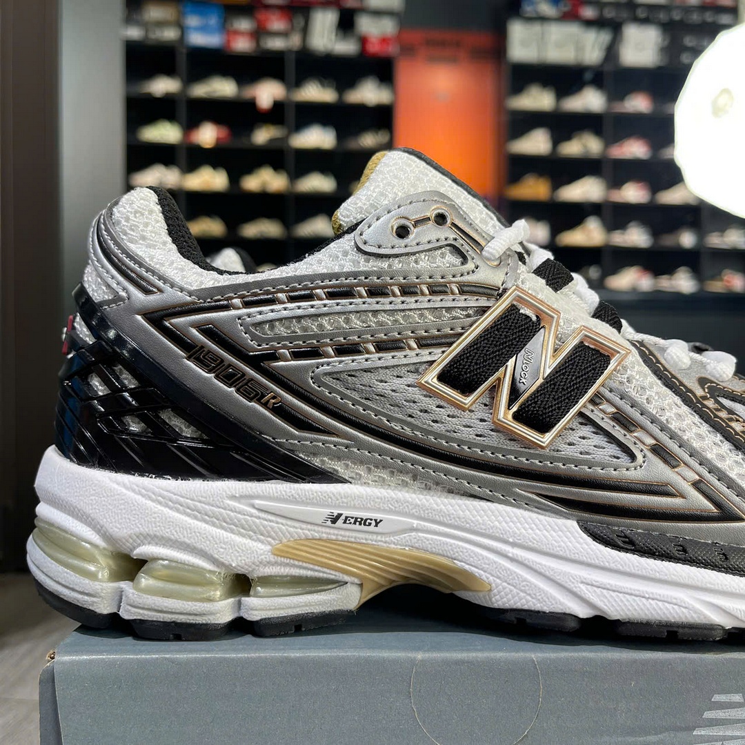 New Balance 2002R Marblehead Light Aluminum Best Quality