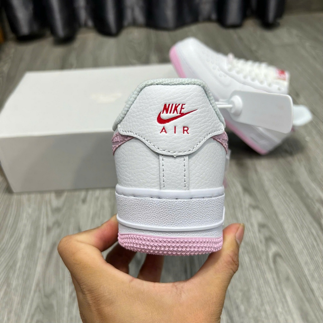 giay-nike-air-force-1-07-x-valentines-day-ss2023