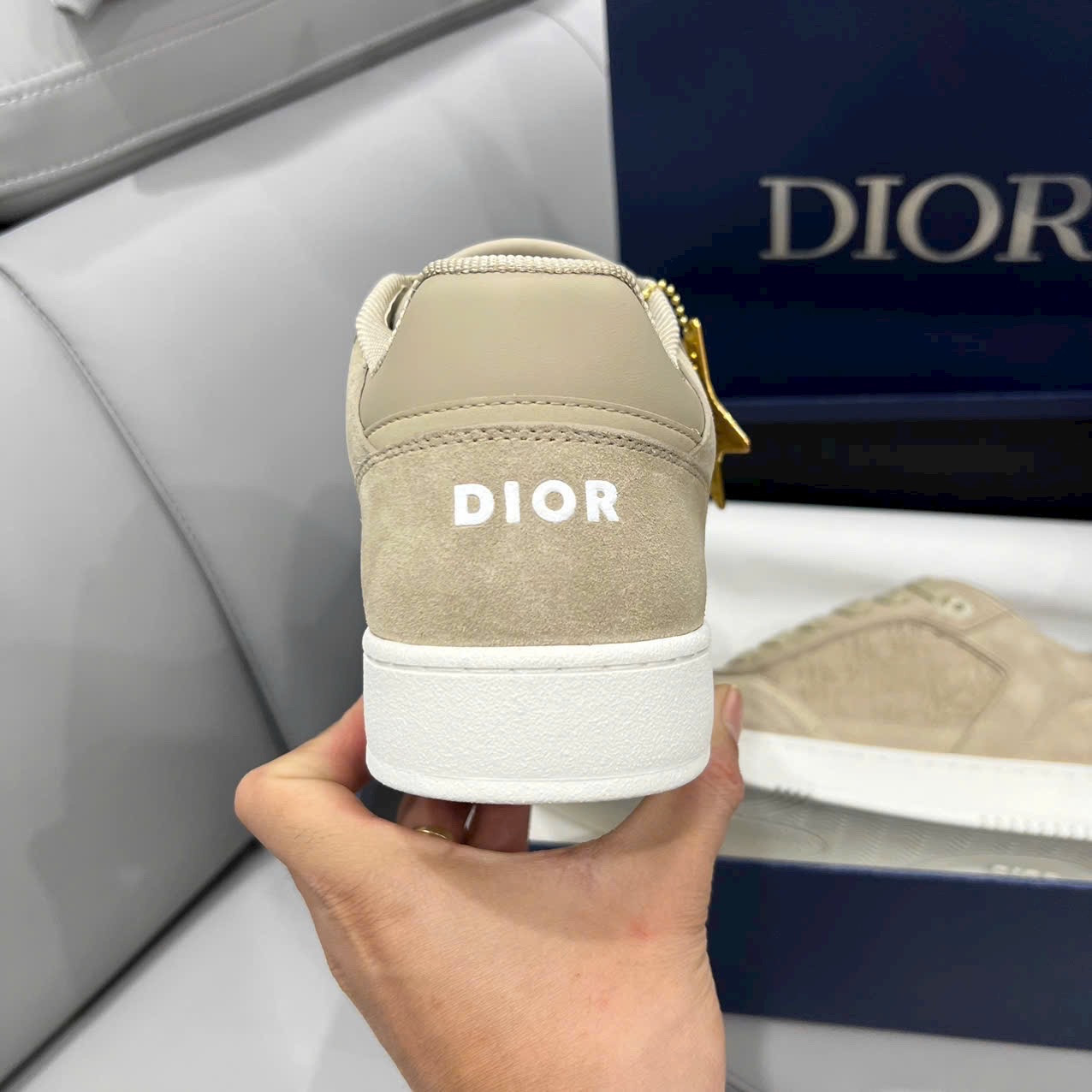 Giày Dior B27 Quality
