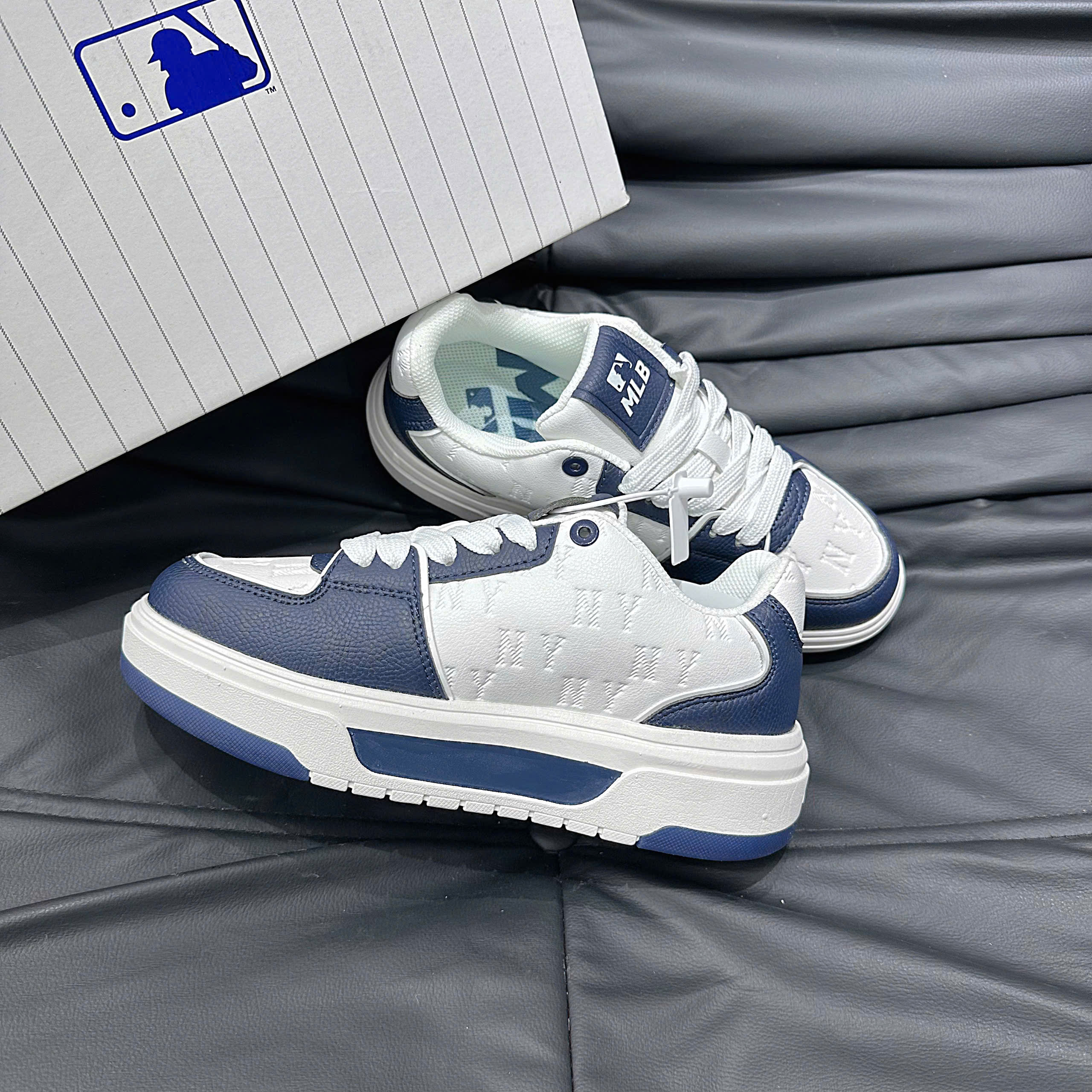 Giày MLB Korea Chunky Liner Denim Classic Mono New York Yankees Navy