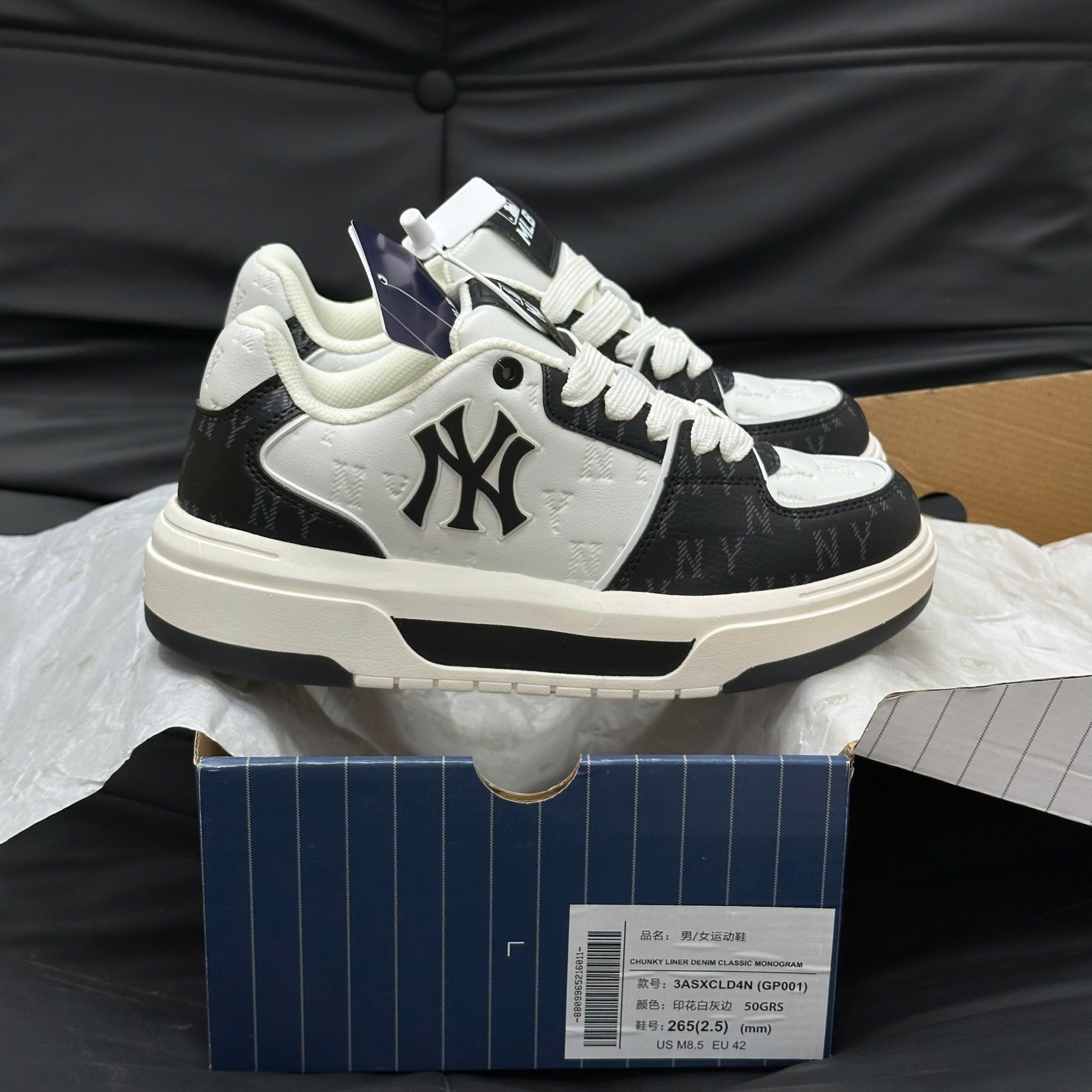 MLB - Giày sneakers unisex cổ thấp Chunky Liner Embo Monogram Best Quality