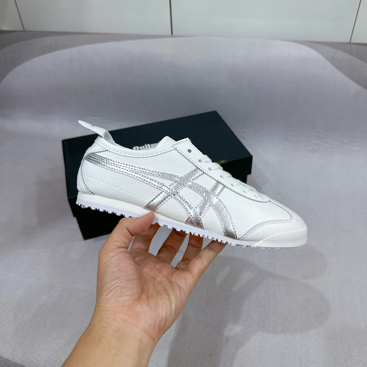 Giày Onitsuka Tiger MEXICO 66 White Silver