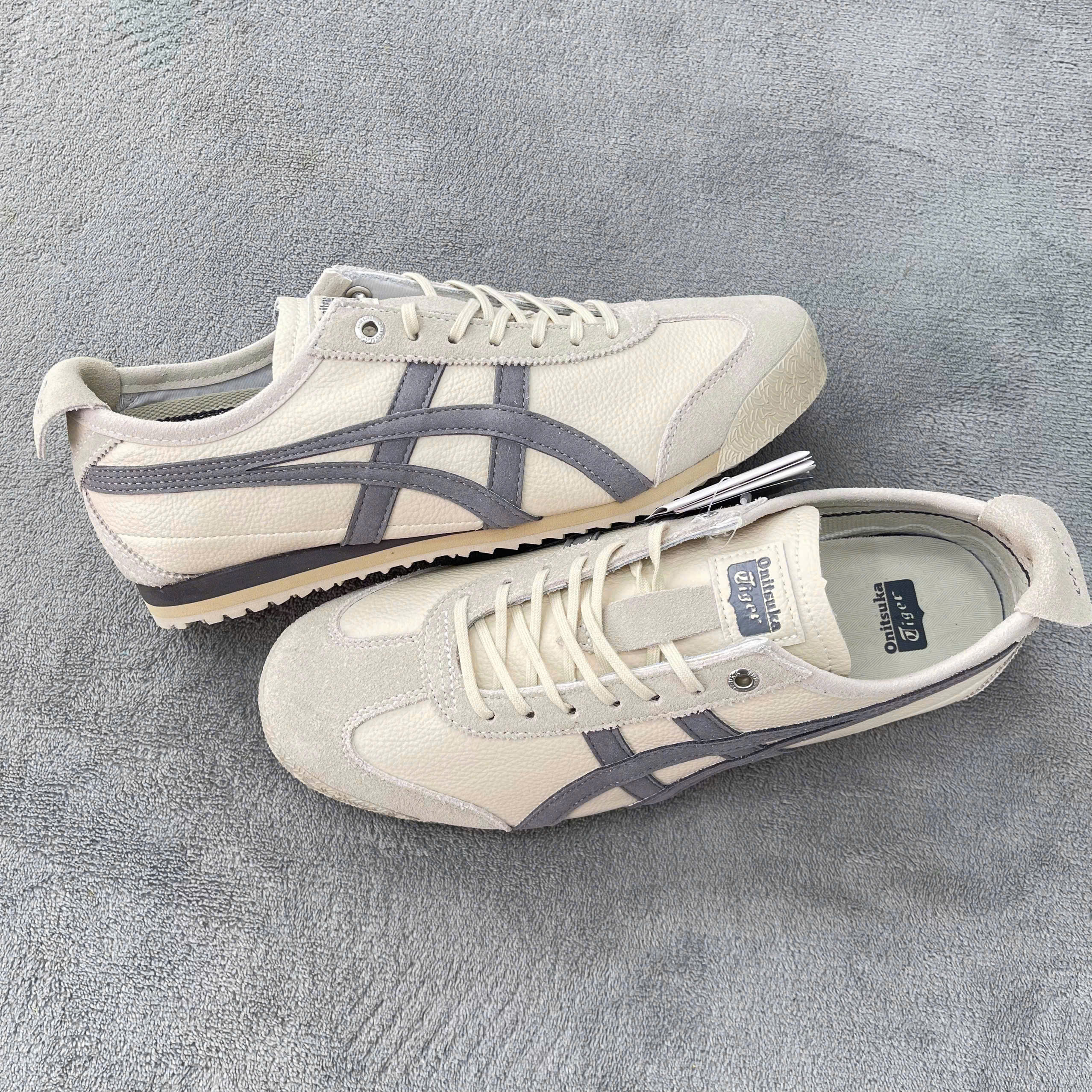 Onitsuka Tiger Mexico 66 – Gray Whitez