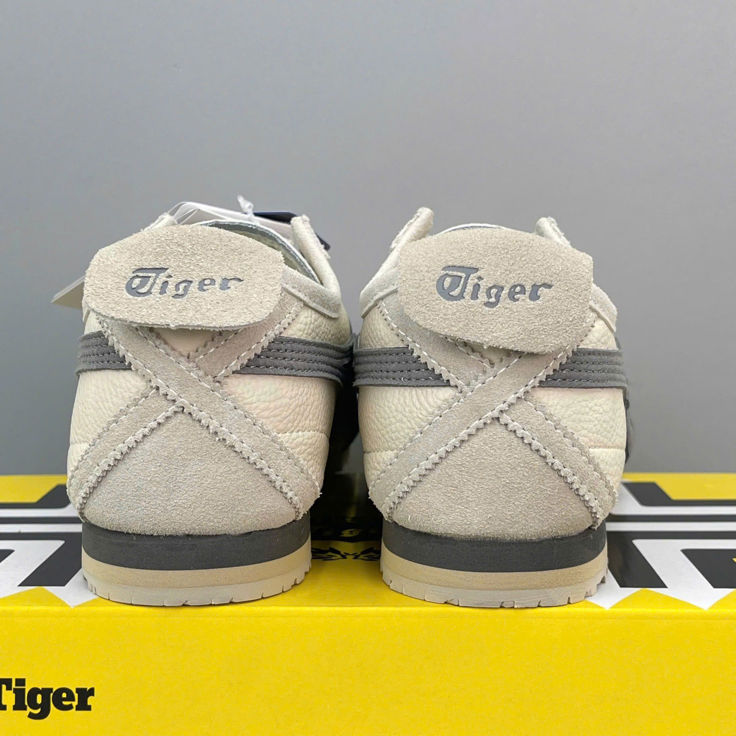 Onitsuka Tiger Mexico 66 – Gray Whitez