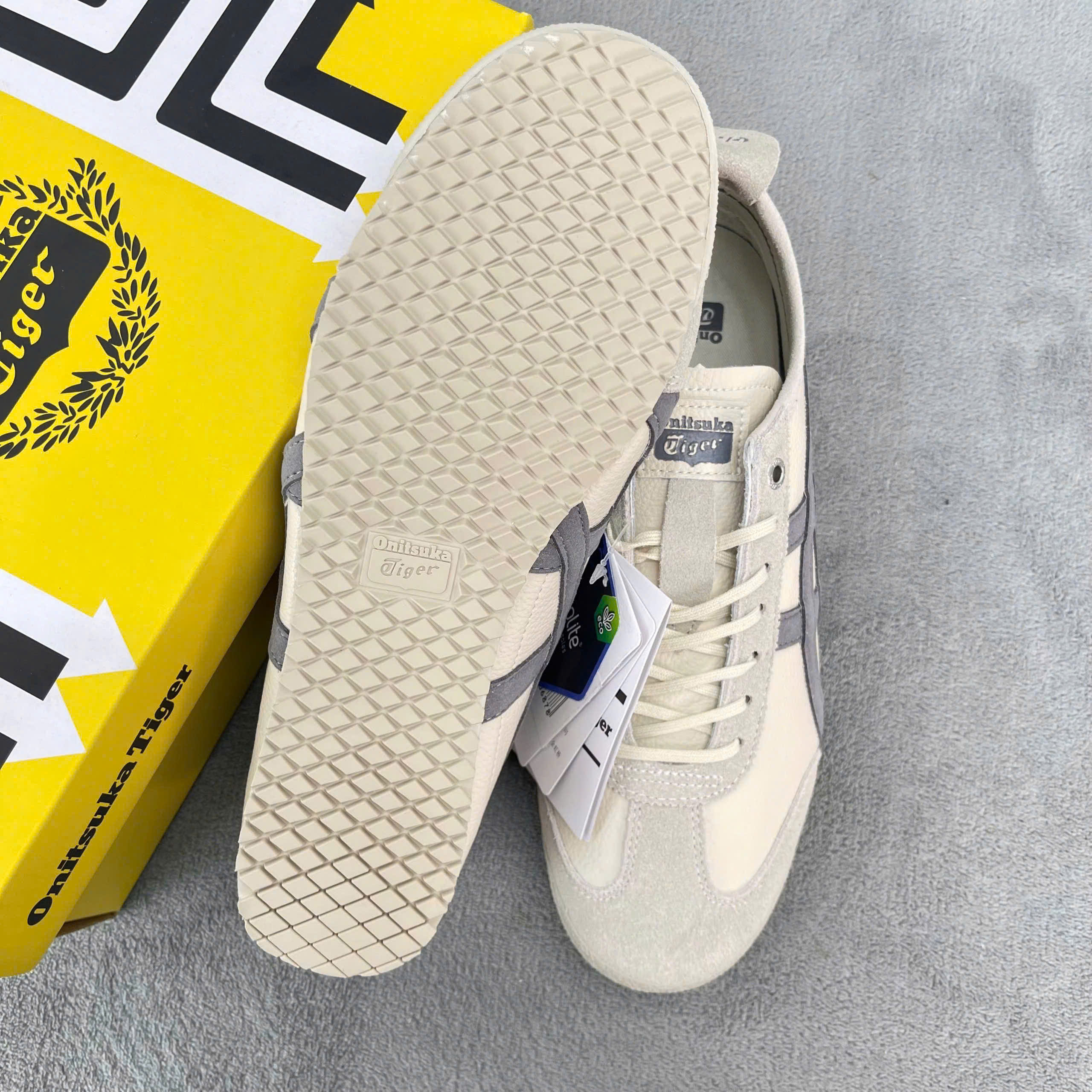 Onitsuka Tiger Mexico 66 – Gray Whitez