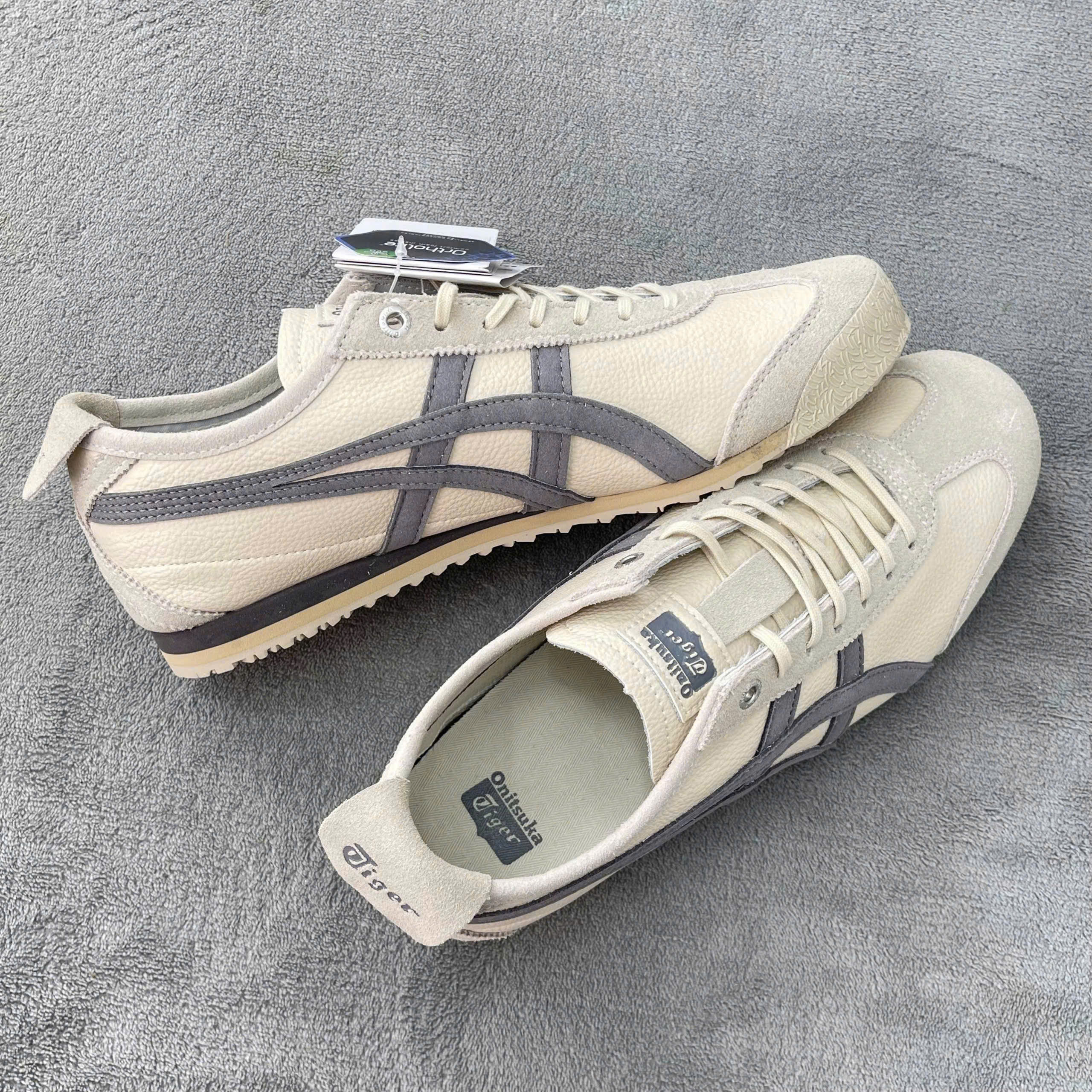 Onitsuka Tiger Mexico 66 – Gray Whitez